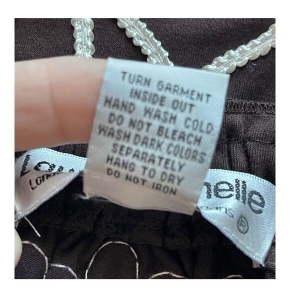 Lauren Michelle Floral Embellished Embroidery White On Brown Ruffled Tunic Top - Picture 4 of 6